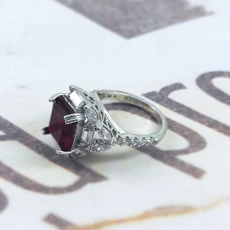 انگشتر نقره زنانه سلین کالا مدل یاقوت سرخ کد MPS-11