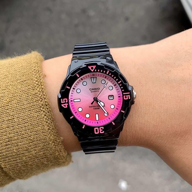 ساعت مچی عقربه ای کاسیو مدل LRW-200H-4EVDR ساعت مچی عقربه ای کاسیو مدل LRW-200H-4EVDR