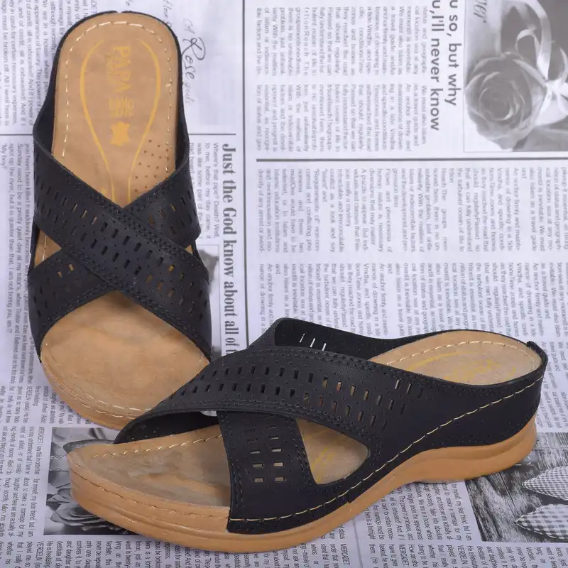 دمپایی زنانه پاپا مدل BK.2283