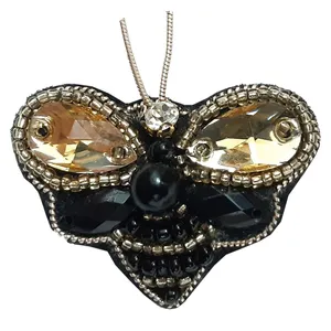 سنجاق سینه زنانه مدل پروانه کد 025