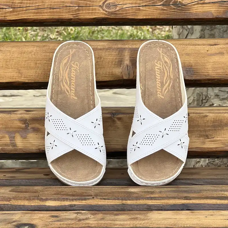 دمپایی طبی زنانه مدل دوختی کد We-900002