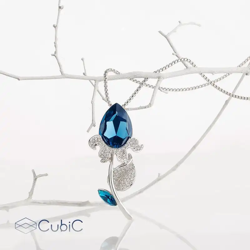 گردنبند زنانه کوبیک مدل QN-281140