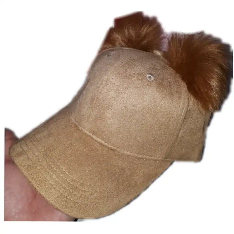 کلاه کپ مدل پوم دار