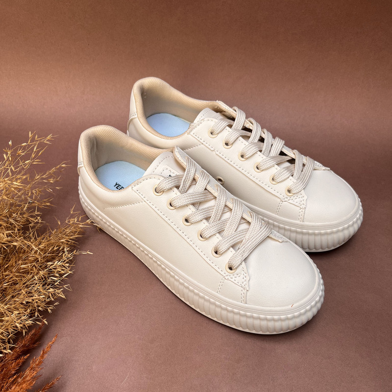 کفش روزمره زنانه مدل موگه 4