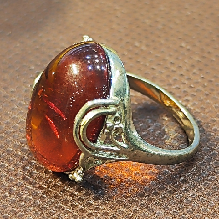 انگشتر نقره زنانه نقره جات بافندگان مدل سنگ کهربا لهستان کد 202