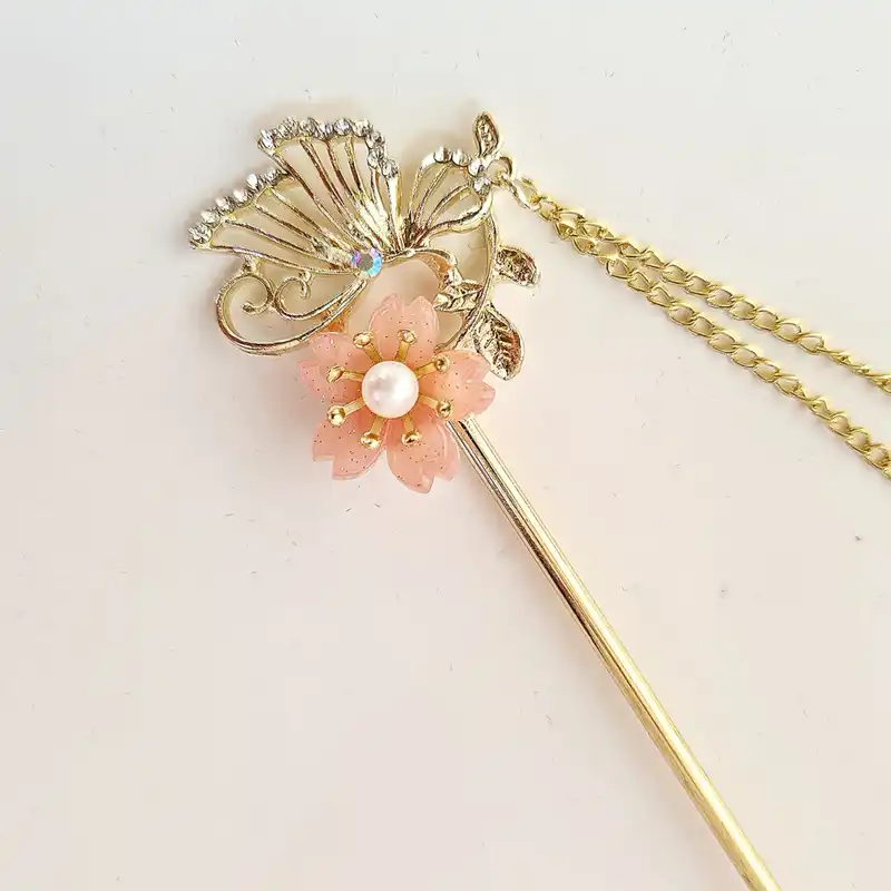 گیره مو زنانه مدل کانزاشی پروانه و گل آویزدار کد K4320