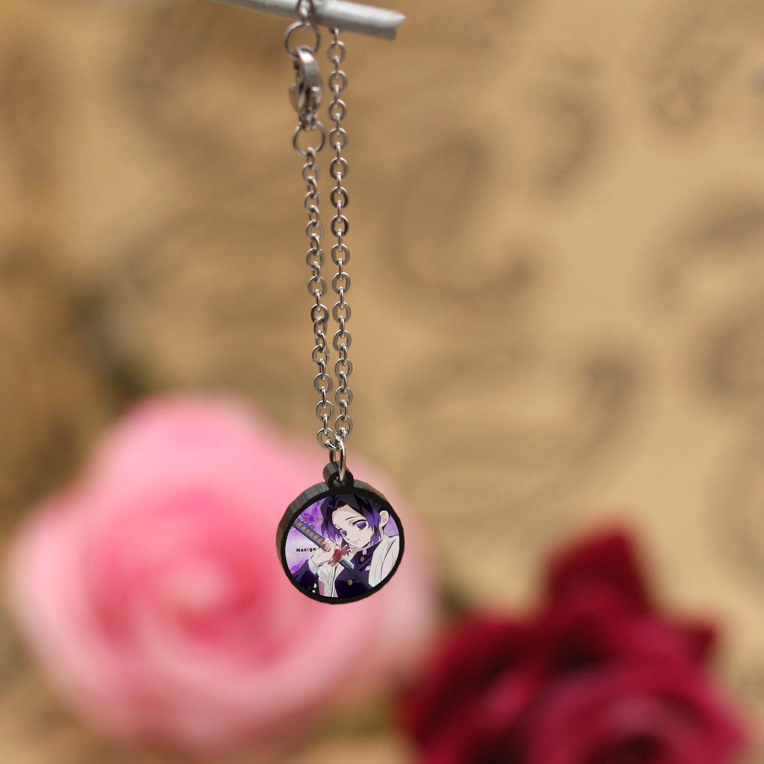 آویز ساعت زنانه ناکسیگو مدل شب تاب طرح Demon Slayer کد AW9031 آویز ساعت زنانه ناکسیگو مدل شب تاب طرح Demon Slayer کد AW9031