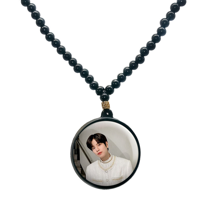گردنبند پرمانه طرح straykids کد pmd.12269 مدل دو طرفه