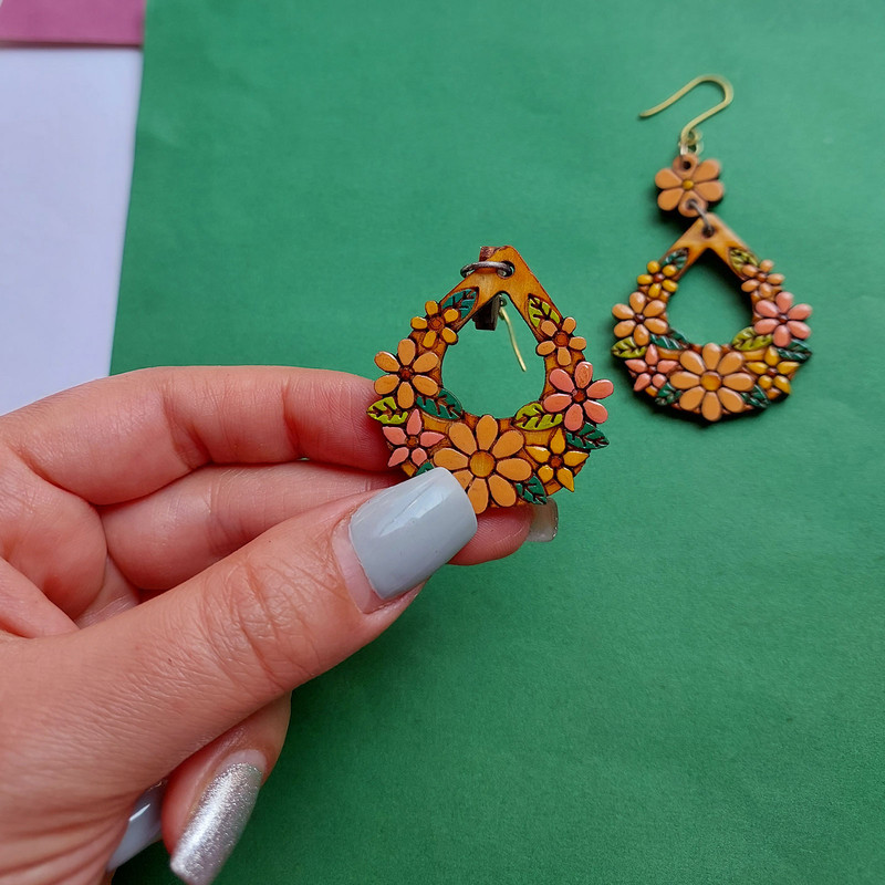 گوشواره زنانه مدل گل های بهاری طرح اشک کد EP015 گوشواره زنانه مدل گل های بهاری طرح اشک کد EP015