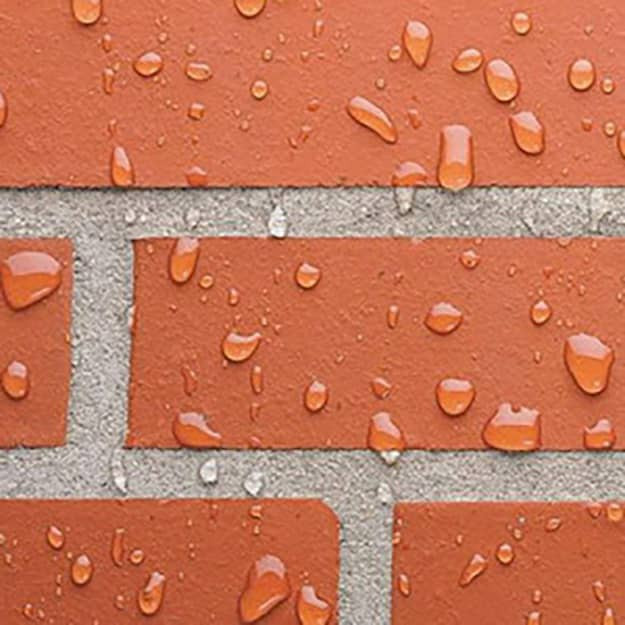 محلول نانو آبگریز و آب بند سطوح جذبی ساختمان ماورو مدل CONCENTRATED حجم 1 لیتر