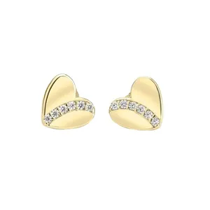 گوشواره طلا 18 عیار زنانه قیراط مدل قلب کد GH5896