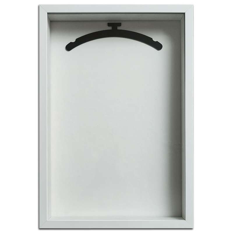 قاب اتاق کودک مدل لباس نوزادی و پاپوش و پستانک کد W3040