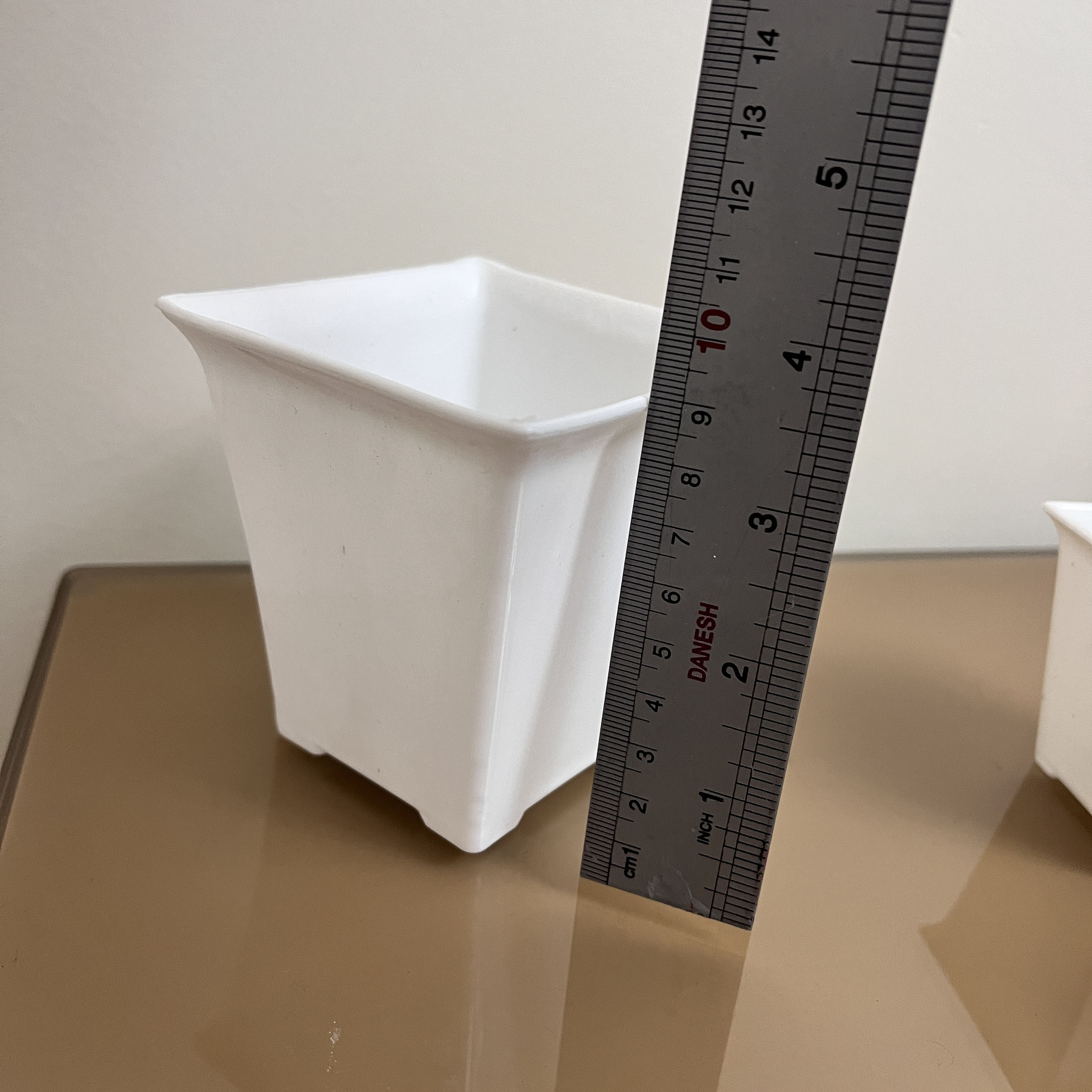 گلدان مدل مکعبی مجموعه 24 عددی