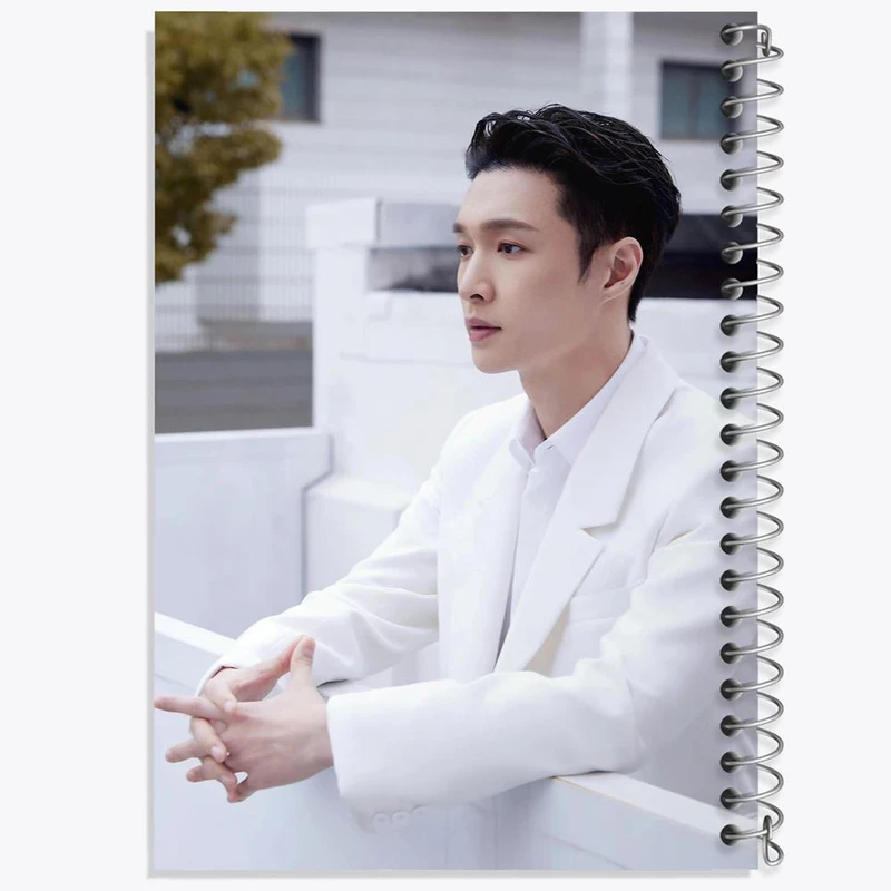 دفتر نت موسیقی 50 برگ خندالو مدل لی گروه اکسو EXO کد 16844