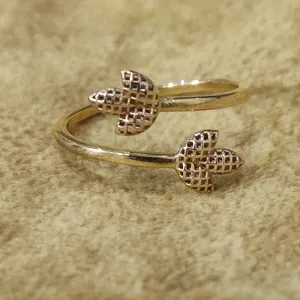  انگشتر طلا 18 عیار زنانه قیراط طرح گل کد GH2692