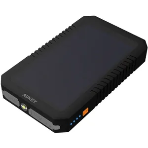 شارژر همراه خورشیدی آکی مدل PB-P8 ظرفیت 12000 میلی آمپر ساعت