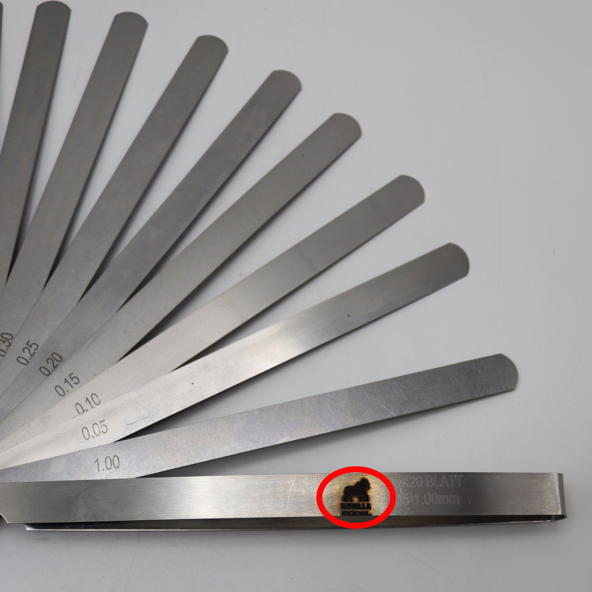 آچار فیلر مدل گوریلا کد YP-boland020 سایز 0.05 - 1 میلیمتر آچار فیلر مدل گوریلا کد YP-boland020 سایز 0.05 - 1 میلیمتر