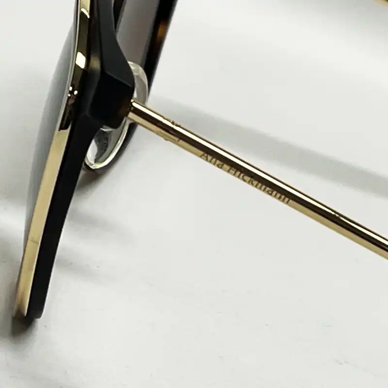 عینک آفتابی زنانه آناهیکمن مدل AH9248