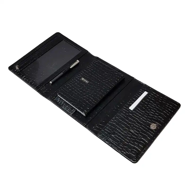 سالنامه سال 1402 پدیده نقش مدل گیدور ارگانیزر به همراه خودکار و پوشه