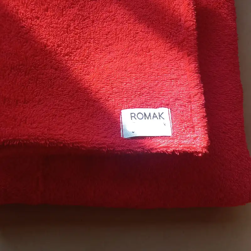 حوله پالتویی روماک مدل نیلوفرین سایز 110 به همراه کلاه هندی