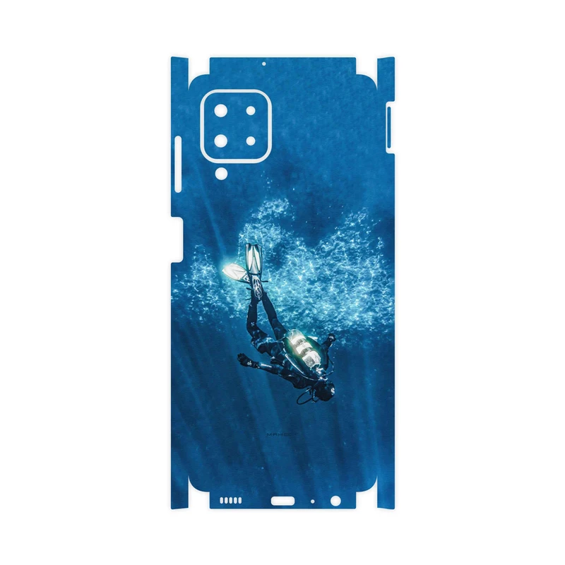 برچسب پوششی ماهوت مدل Scuba-Diving-FullSkin مناسب برای گوشی موبایل سامسونگ Galaxy M22