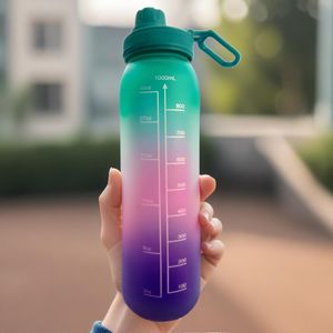 نقد و بررسی قمقمه مدل ورزشی مات  گنجایش 1 لیتر توسط خریداران