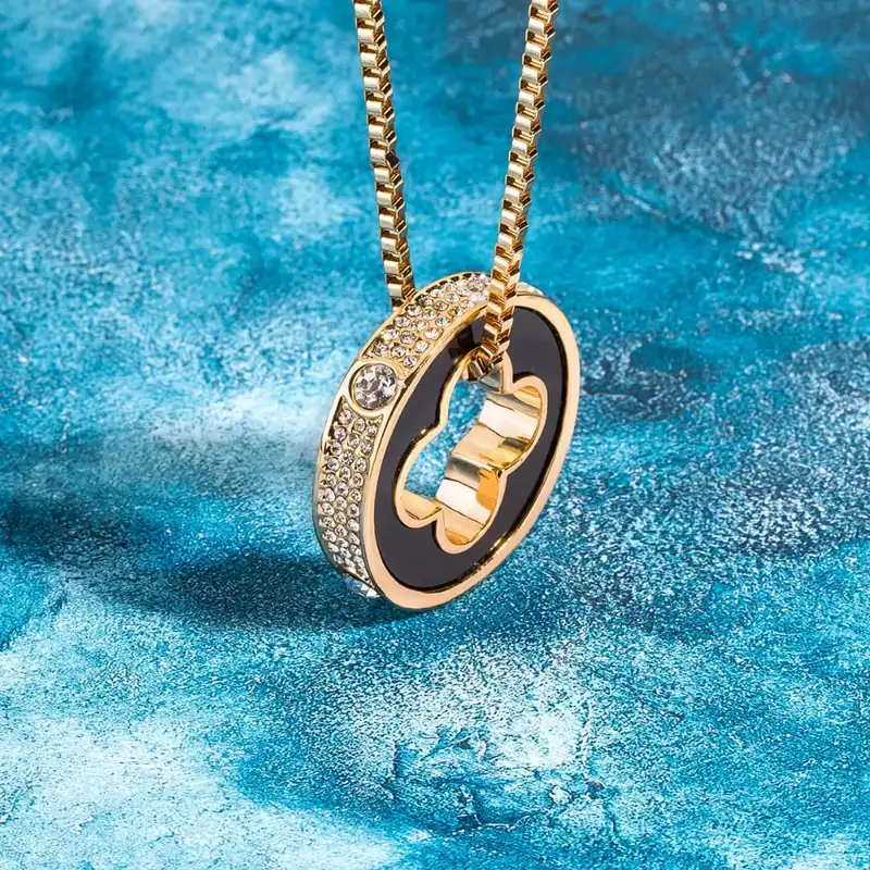 گردنبند زنانه کوبیک مدل QN-95948