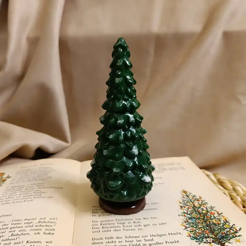 مجسمه مدل درخت کاج برفی کریسمس