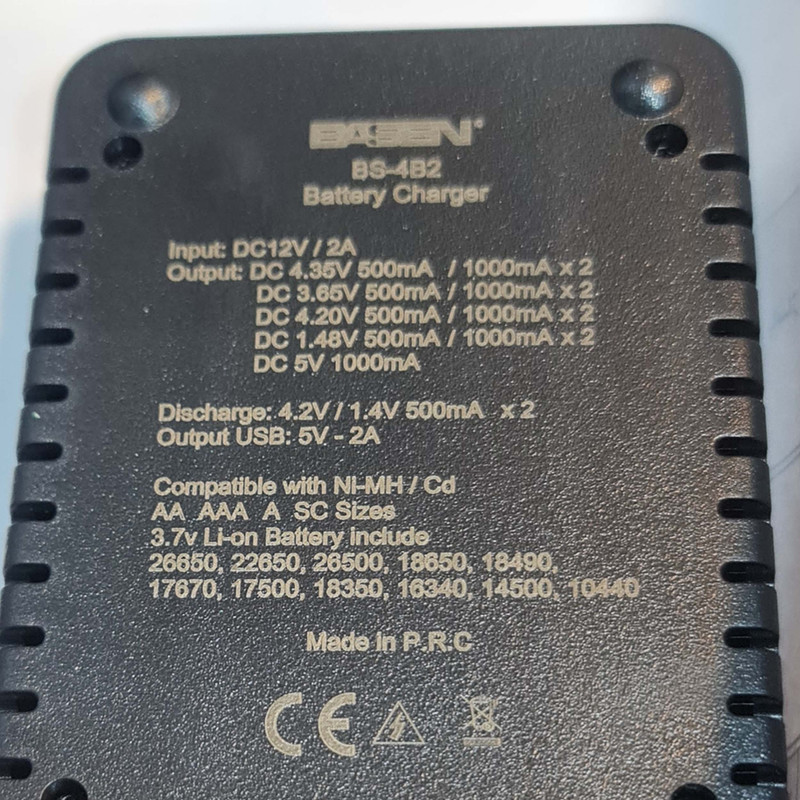 شارژر باتری بیسن مدل BS-4B2 شارژر باتری بیسن مدل BS-4B2