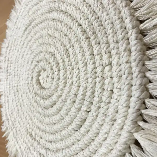 رومیزی بافتنی مدل مکرومه طرح خورشید