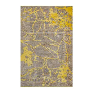 فرش ماشینی 1000 شانه فرش بهشتی زمینه کرم حاشیه طلائی مدل یونیک کد 8431