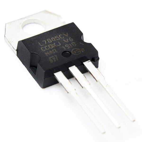 رگولاتور ولتاژ استیمایکروالکترونیکس کد 7805 بسته 10 عددی رگولاتور ولتاژ استیمایکروالکترونیکس کد 7805 بسته 10 عددی