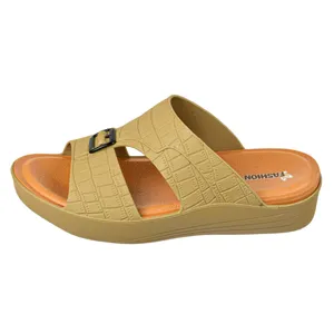 دمپایی مردانه پاپا مدل المطراش کد CR.1914