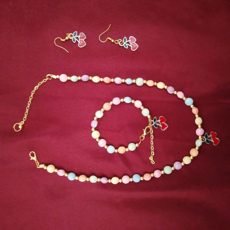 نیم ست دخترانه مدل گیلاس