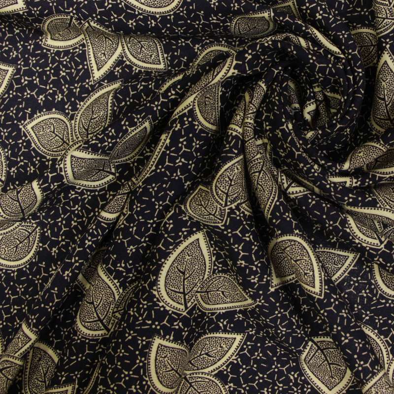 پارچه لباس مدل نخی طرح برگ 