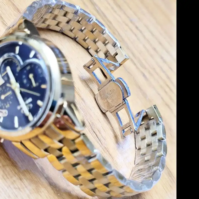 ست ساعت مچی عقربه ای زنانه و مردانه الگانس مدل سه موتور فعال کورنوگراف