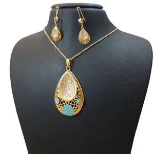 نیم ست زنانه  مدل مینا کاری اشکی 1001