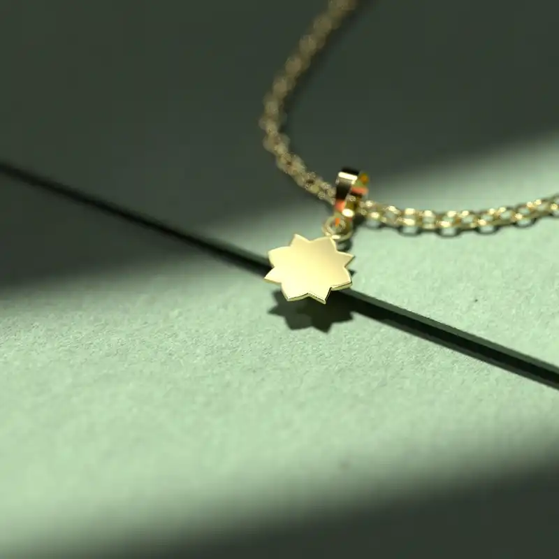 گردنبند طلا 18 عیار زنانه مدوپد مدل هندسی کد EE2-1-1032