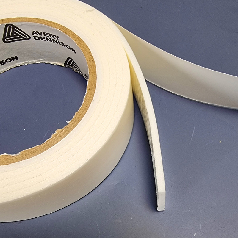 چسب دوطرفه اوری دنیسن مدل  AveFoamW-3cm2m