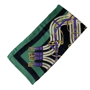 روسری زنانه مدل نخی طرح دلینا