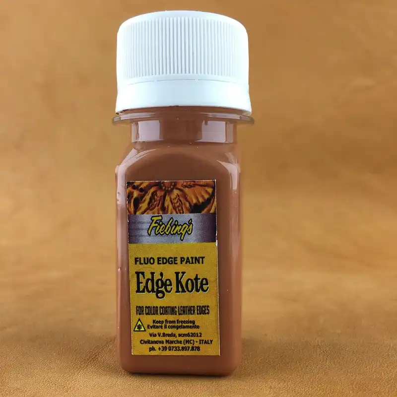 رنگ قهوه ای روشن لبه چرم ادج کوت مدل 20ml حجم 20 میلی لیتر