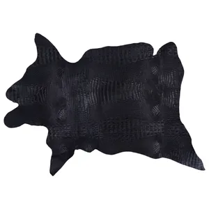 چرم طبیعی مدل بزی کورکودیل مدل 02G043C