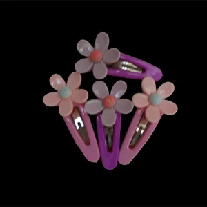 زیور آلات مو دخترانه مدل گل  بابونه کد 20 بسته 4 عددی