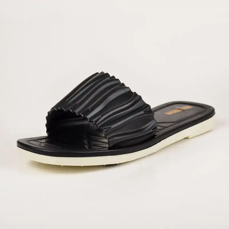 دمپایی زنانه پاپا مدل BK.2649