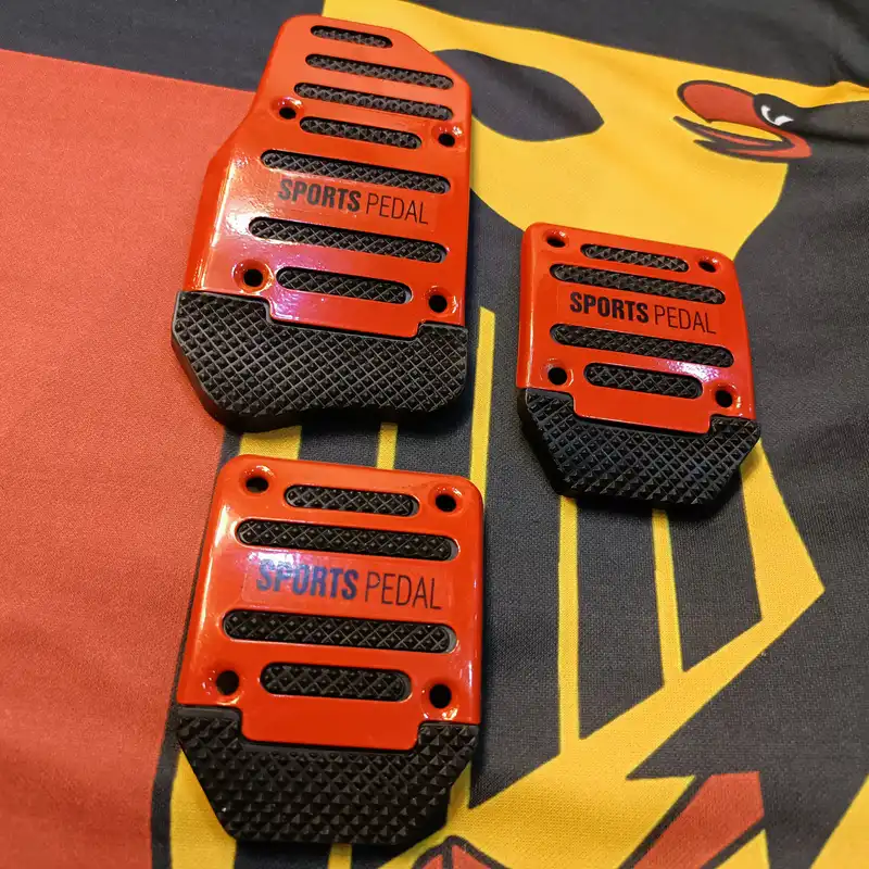 روکش پدال خودرو مدل GHER-01 مجموعه سه عددی