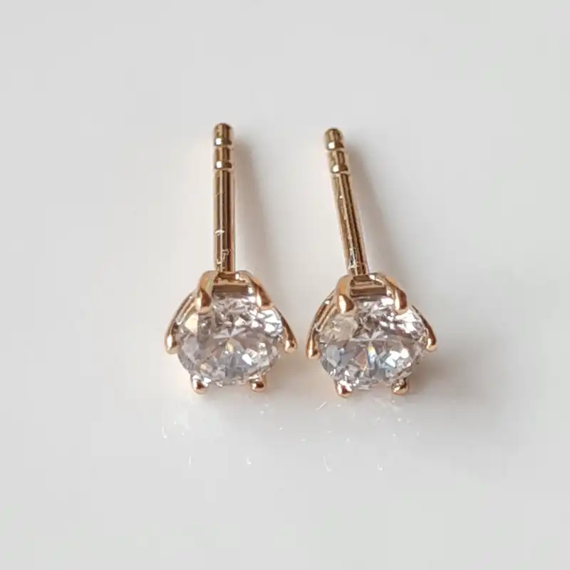 گوشواره زنانه ژوپینگ مدل تک نگین