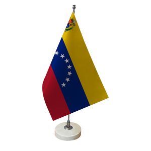 نقد و بررسی پرچم رومیزی طرح پرچم کشور ونزویلا کد pr68 توسط خریداران