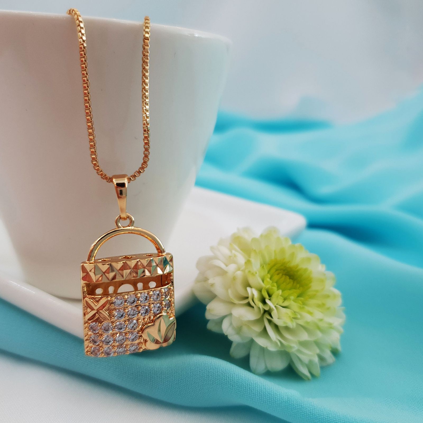 گردنبند زنانه ژوپینگ مدل قفل کد AAB8 -  - 4