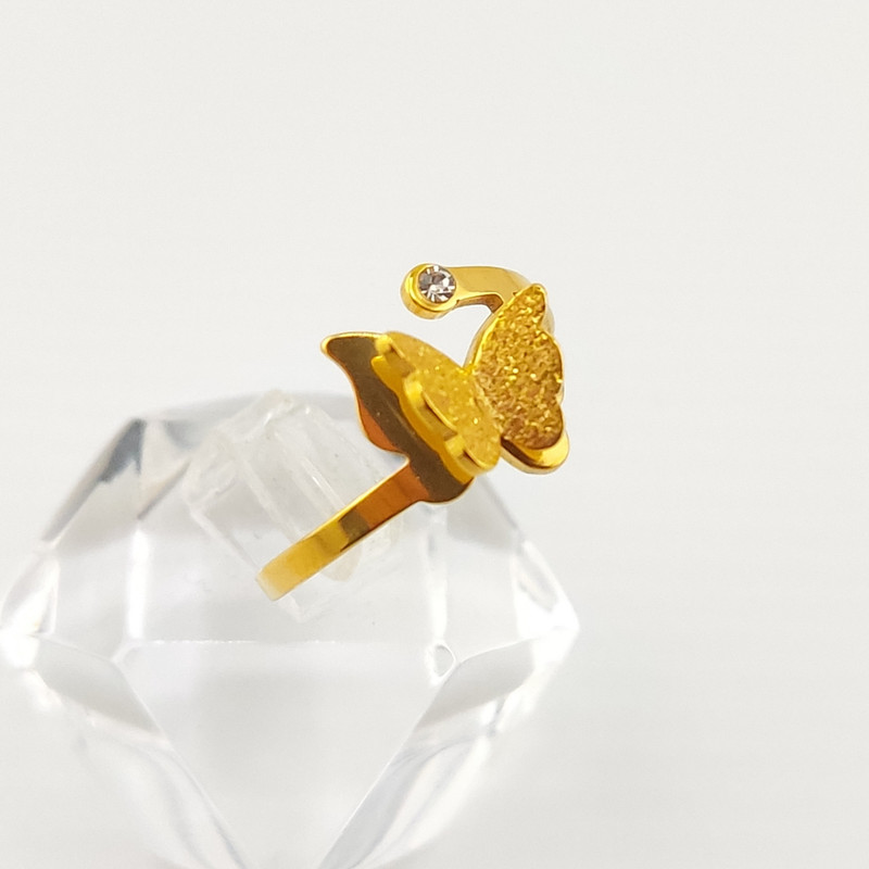 انگشتر زنانه مدل پروانه سندبلست نگیندار BY02