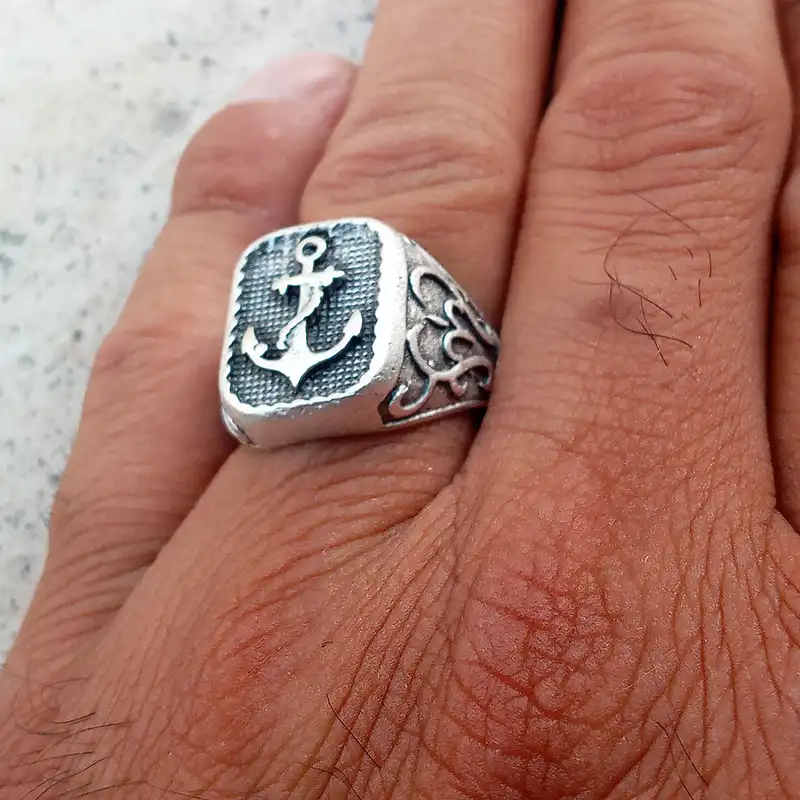 انگشتر مردانه مدل لنگر کشتی کد LAN-96